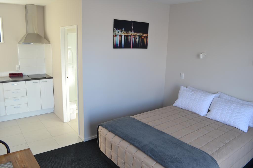 Motel 319 Addington